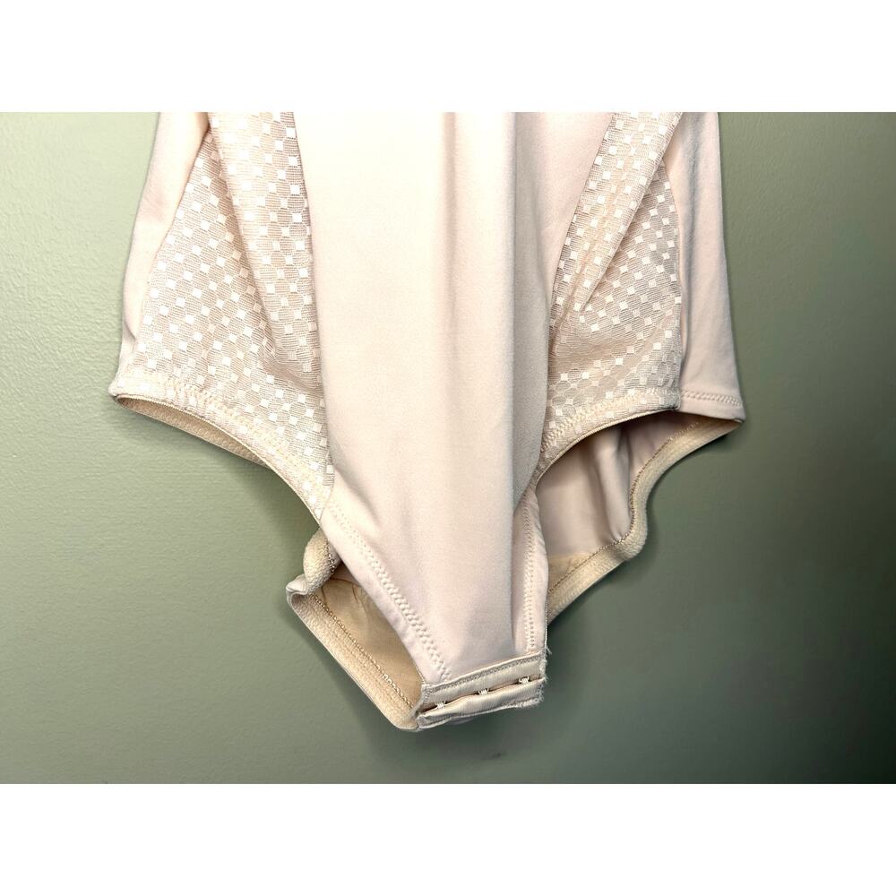 Bali Minimizer Body Shaper NWT Passion for Comfort Shapewear Firm Control 38C - Picture 5 of 13